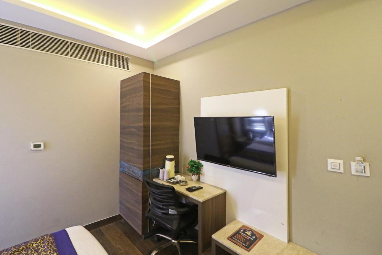 The Ivy Grand Hotel In City Centre With Free Secured Parking 新德里 外观 照片