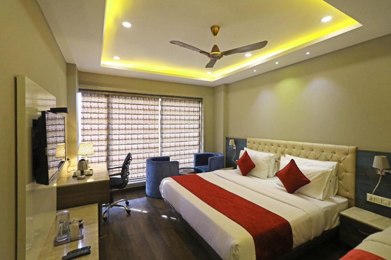 The Ivy Grand Hotel In City Centre With Free Secured Parking 新德里 外观 照片