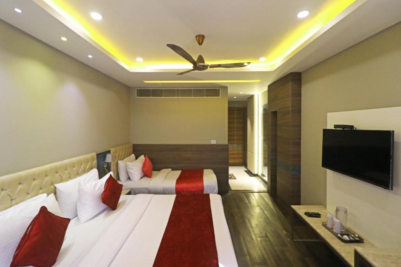 The Ivy Grand Hotel In City Centre With Free Secured Parking 新德里 外观 照片